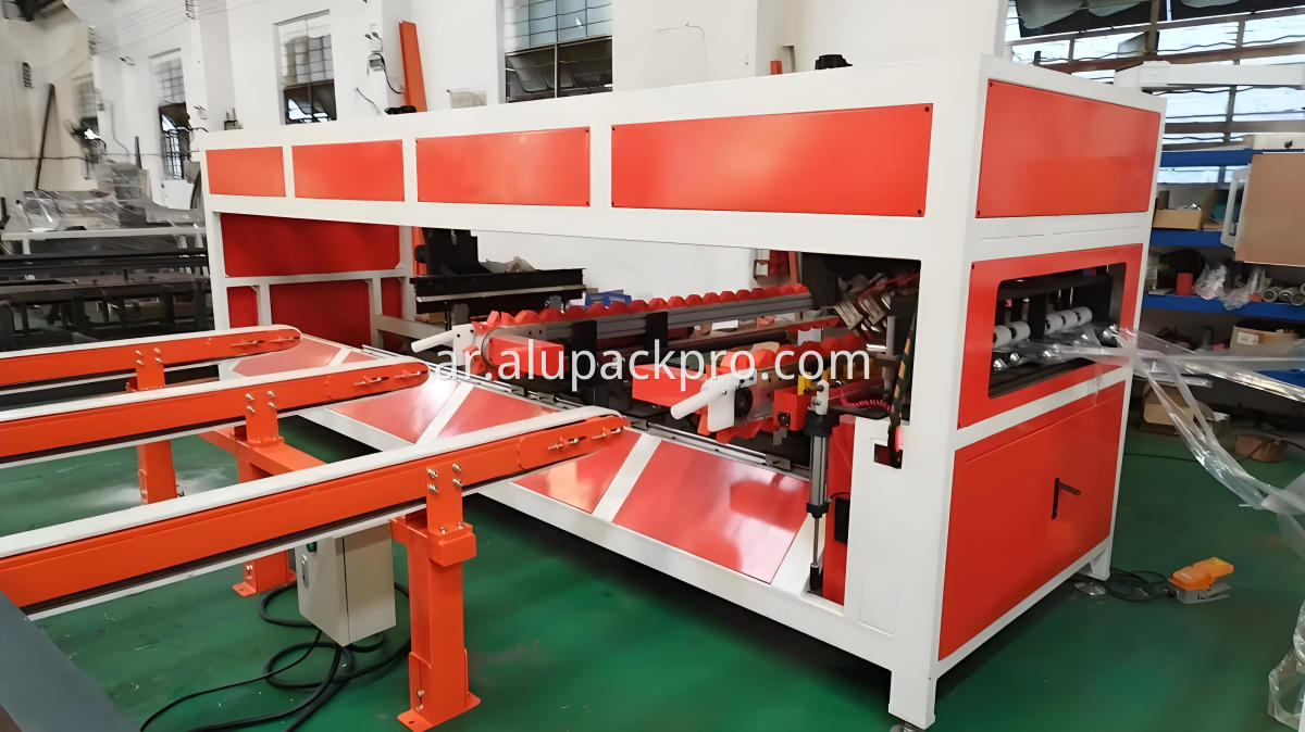 آلة تعبئة الألمنيوم المفردة single aluminum bagging machine